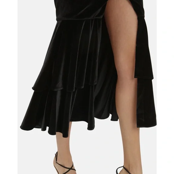 🌸NWT patobo velvet bo ruffle midi skirt in black